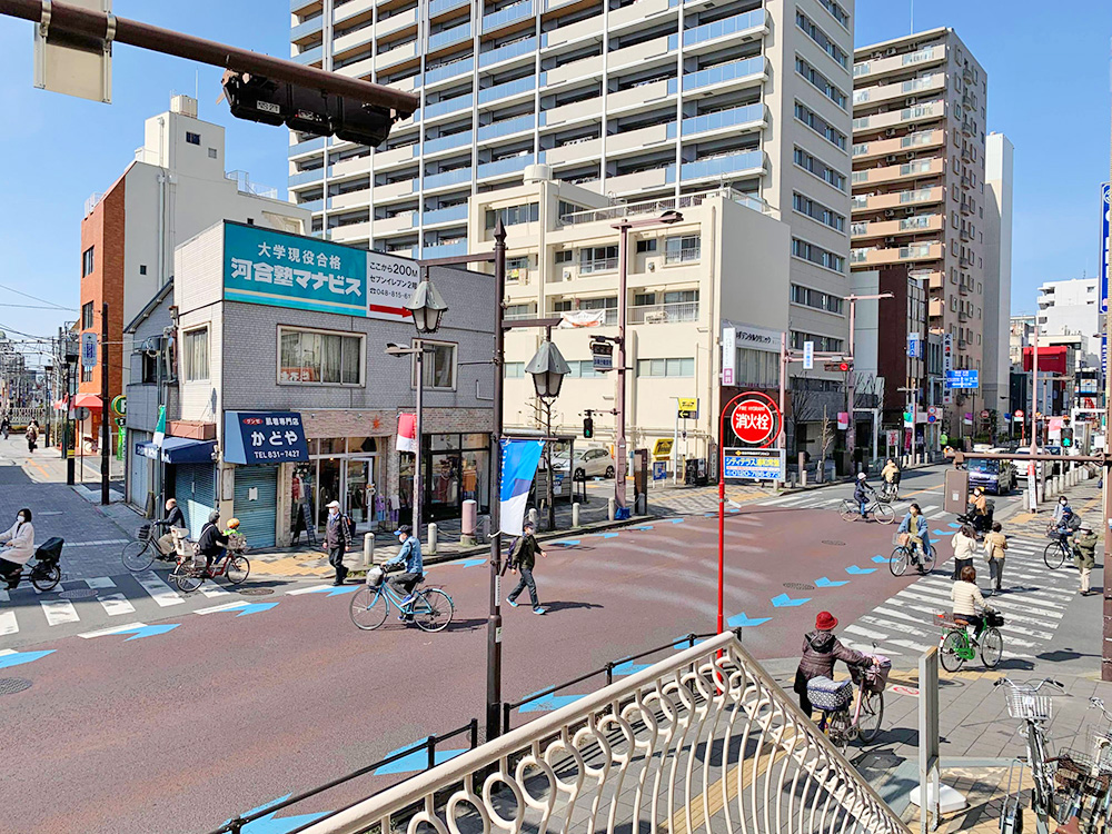 北浦和駅東口（旧中山道・元町通り）交差点の歩車分離信号化を実現